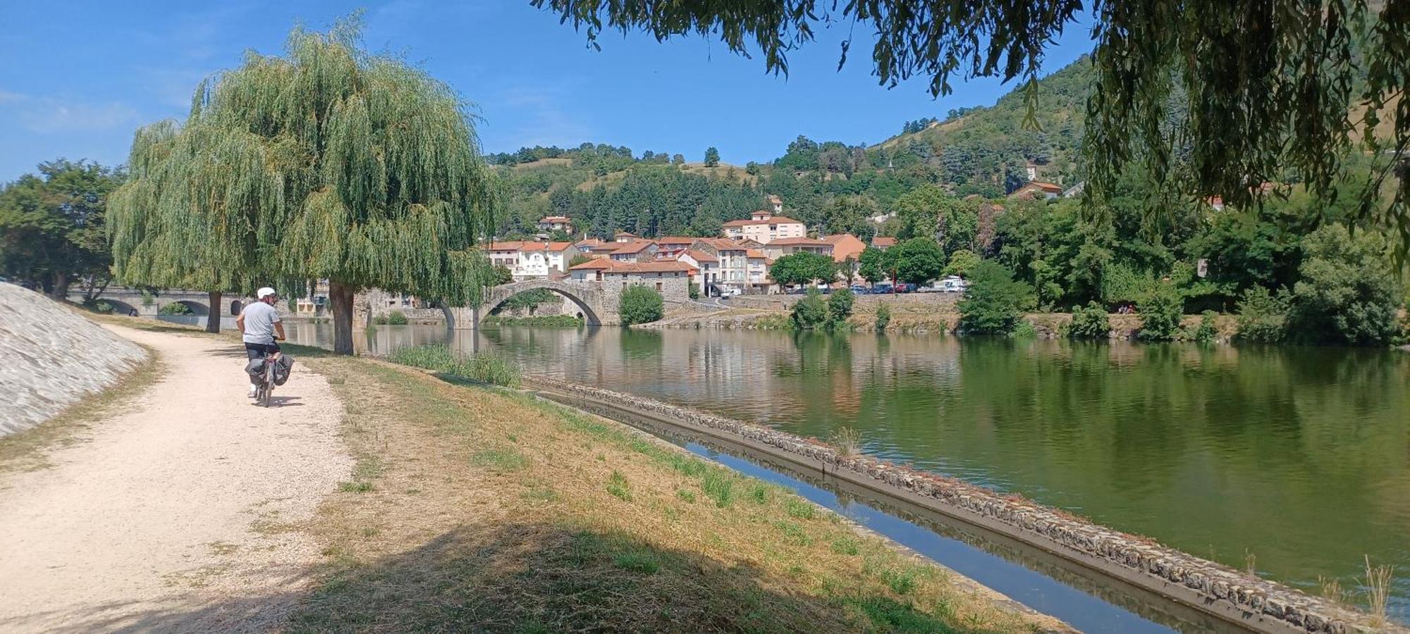 Gite Le Petit Nice Pradelles Luaran gambar
