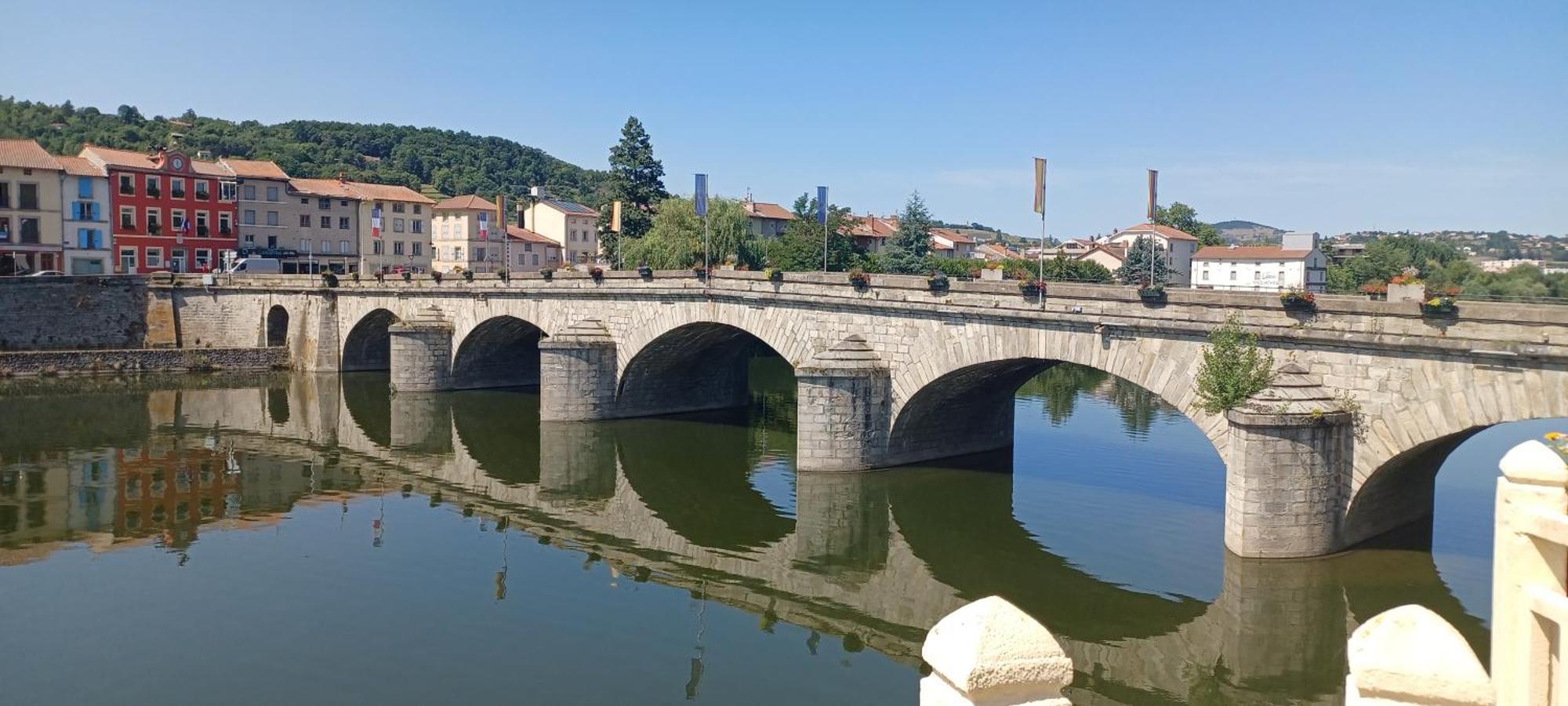 Gite Le Petit Nice Pradelles Luaran gambar
